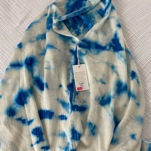 Cashmere poncho